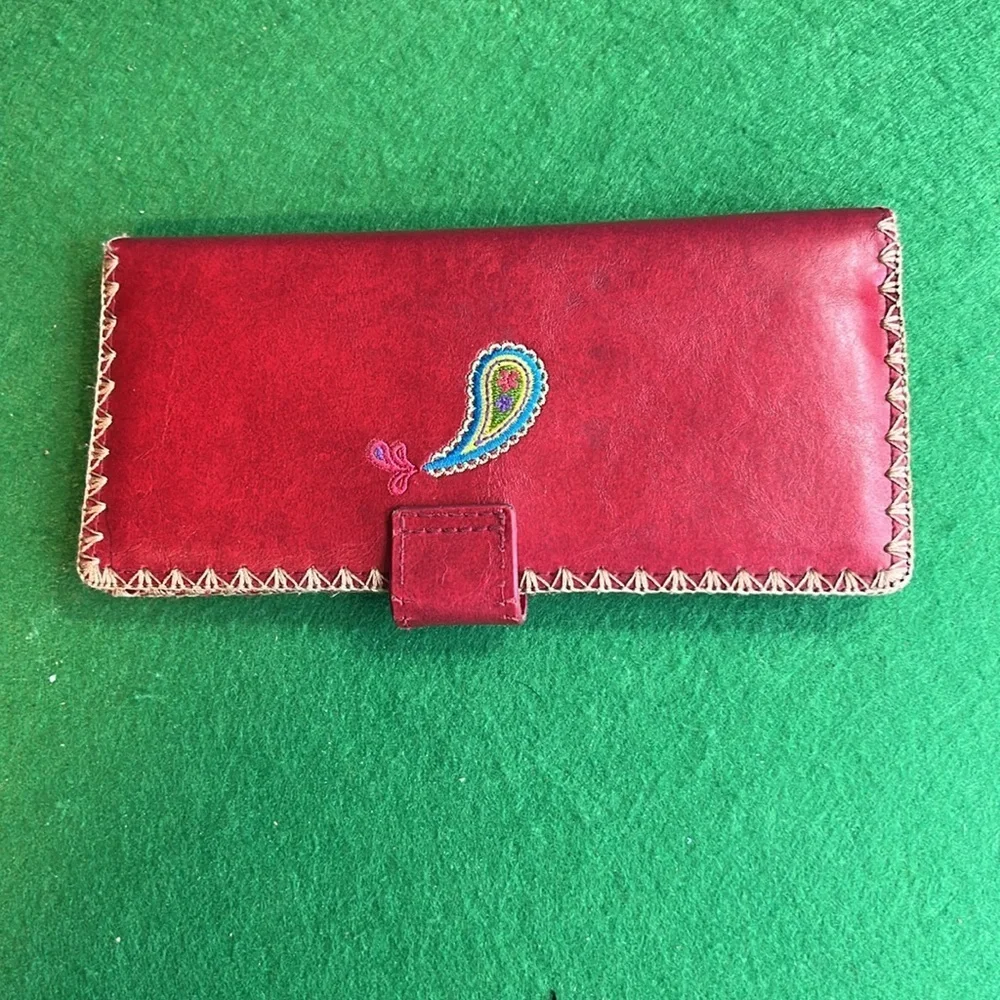 G&P CREACIONES RED FLORAL  CROSSBODY BAG & LAVISHY RED EMBROIDERED WALLET